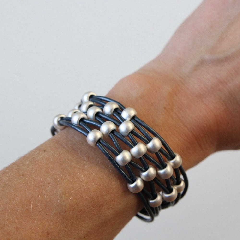 
                  
                    BRC-JM MATTE SILVER / NAVY WOVEN MAGNETIC BRACELET
                  
                