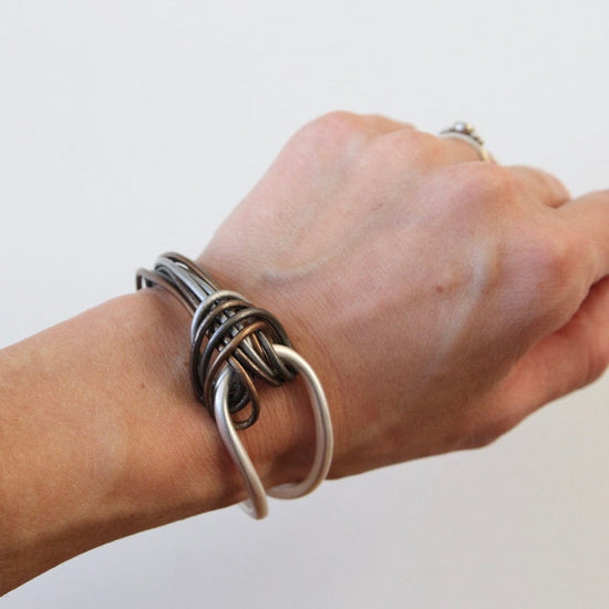Load image into Gallery viewer, BRC-JM METALLIC MIX LEATHER AND MATTE SILVER BRACELET
