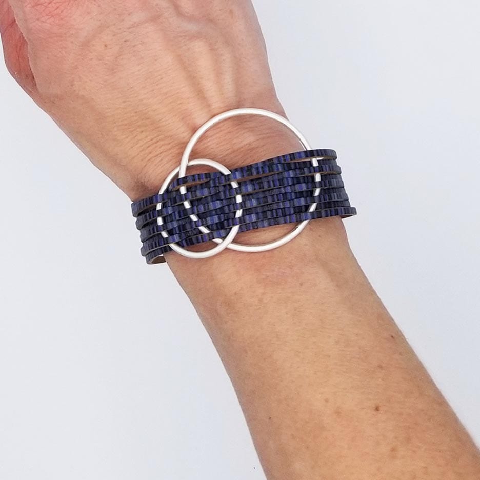 BRC-JM NAVY MATTE SILVER DOUBLE CIRCLE BRACELET