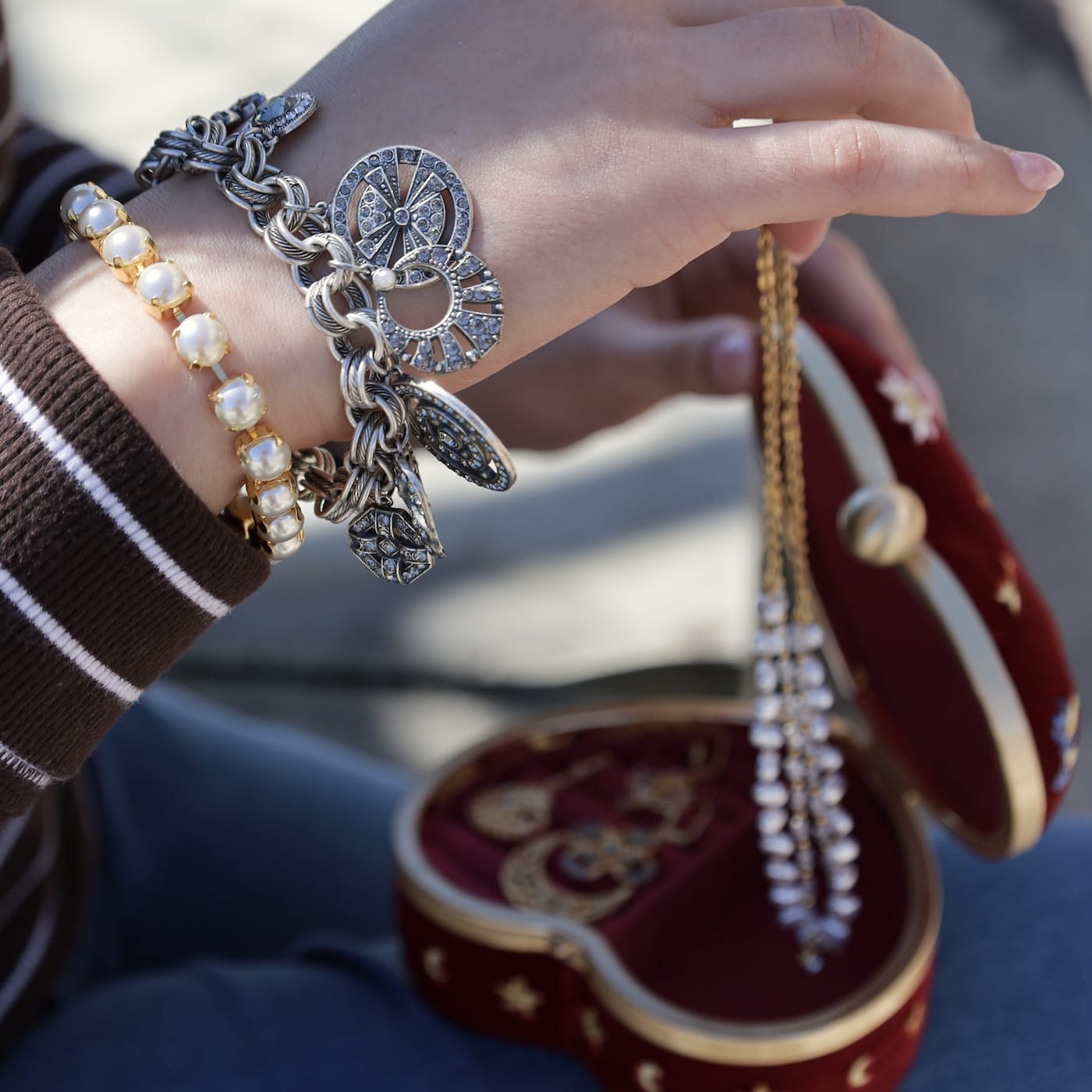 BRC-JM Old Silver Black Diamond Crystal Charm Bracelet