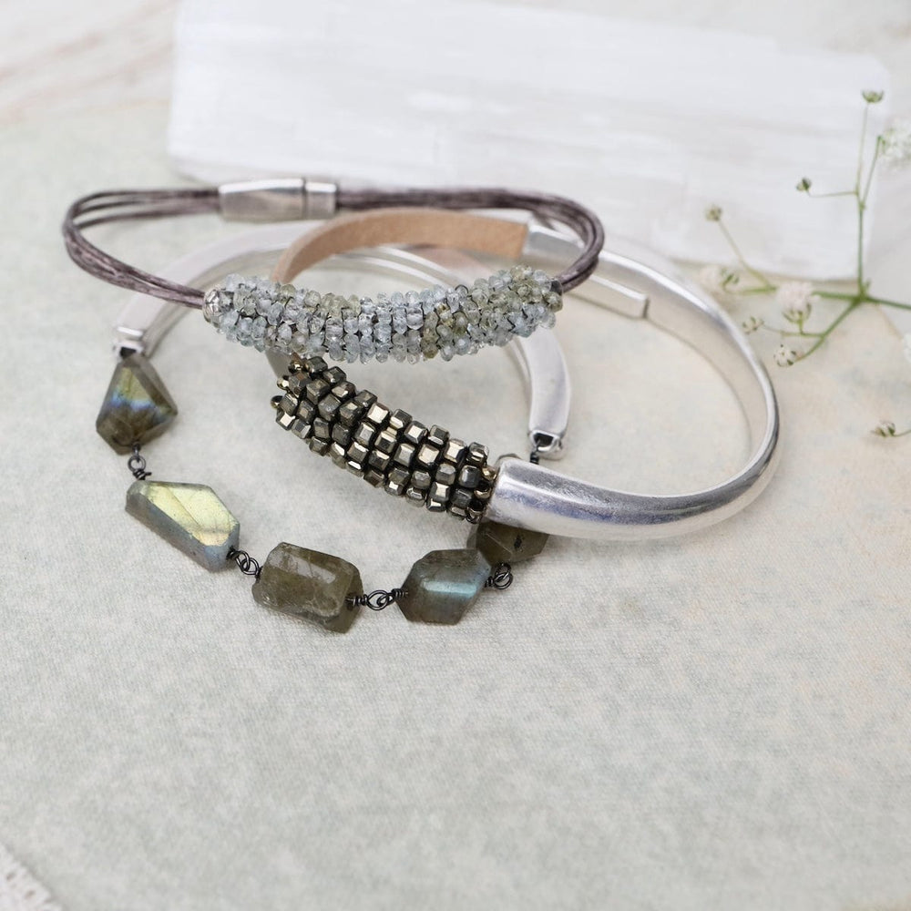 
                  
                    BRC-JM Tiny Moss Aquamarine Multi-Stand Leather Bracelet
                  
                