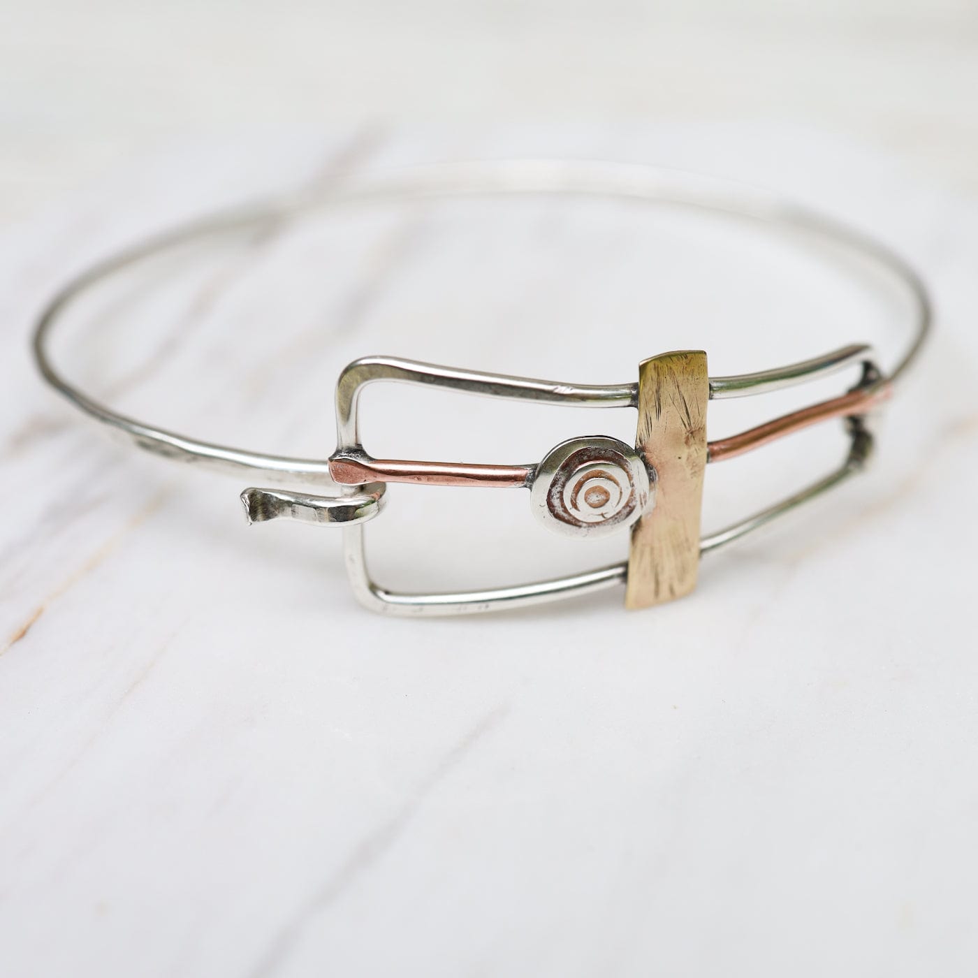 Load image into Gallery viewer, BRC Mixed Metal Open Wire Clasp Bracelet
