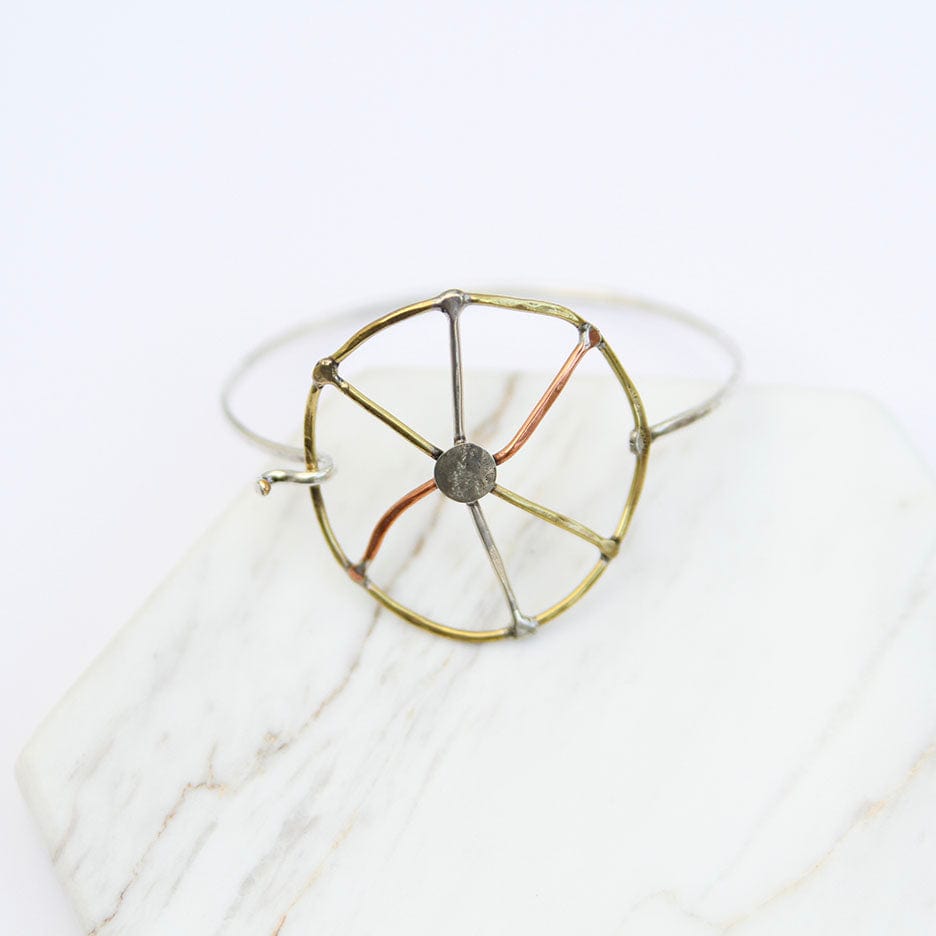 BRC Mixed-Metal Wire Pinwheel Clasp Bracelet