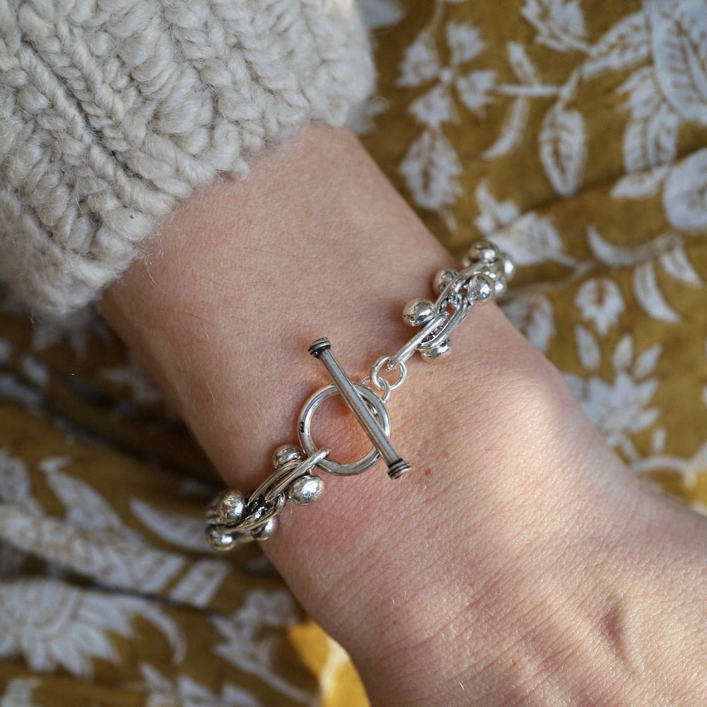 
                      
                        BRC Sterling Silver Barbell Chain Bracelet
                      
                    