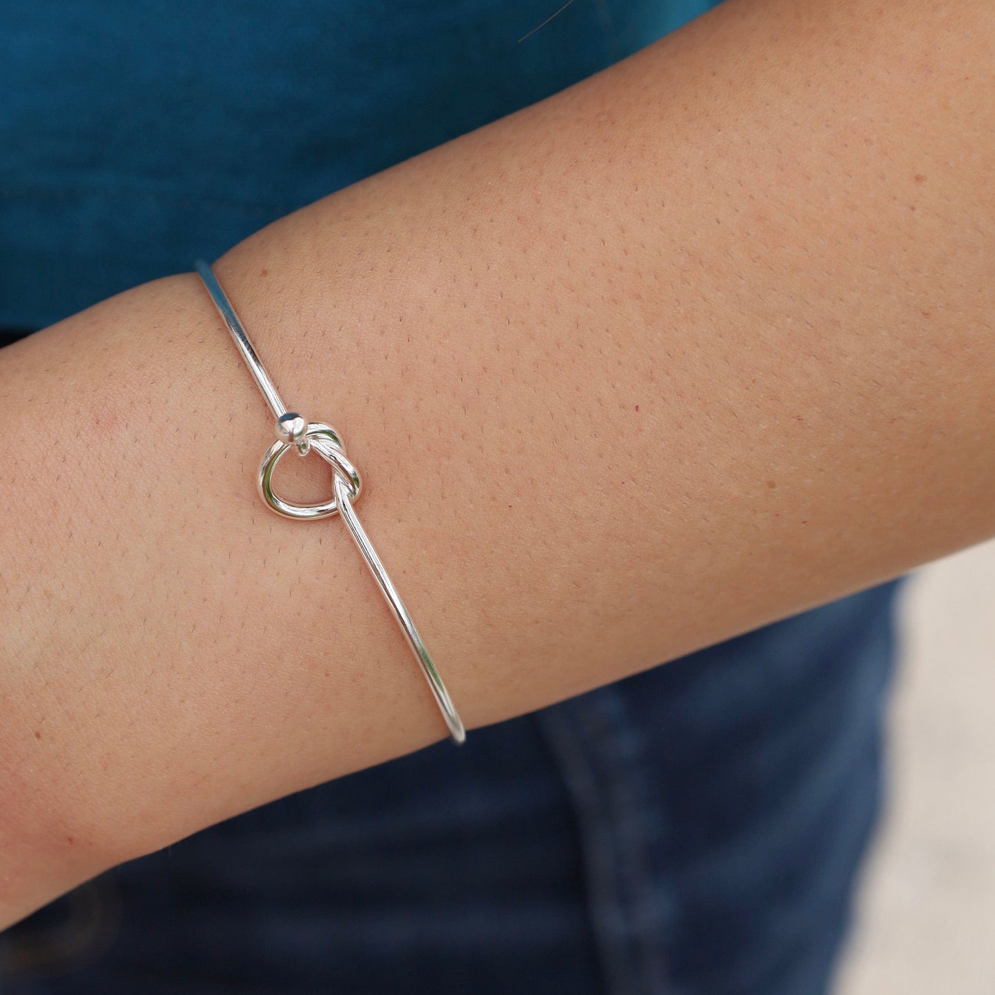 BRC Sterling Silver Dainty Knot Latch with Ball Catch Bangle Bracelet