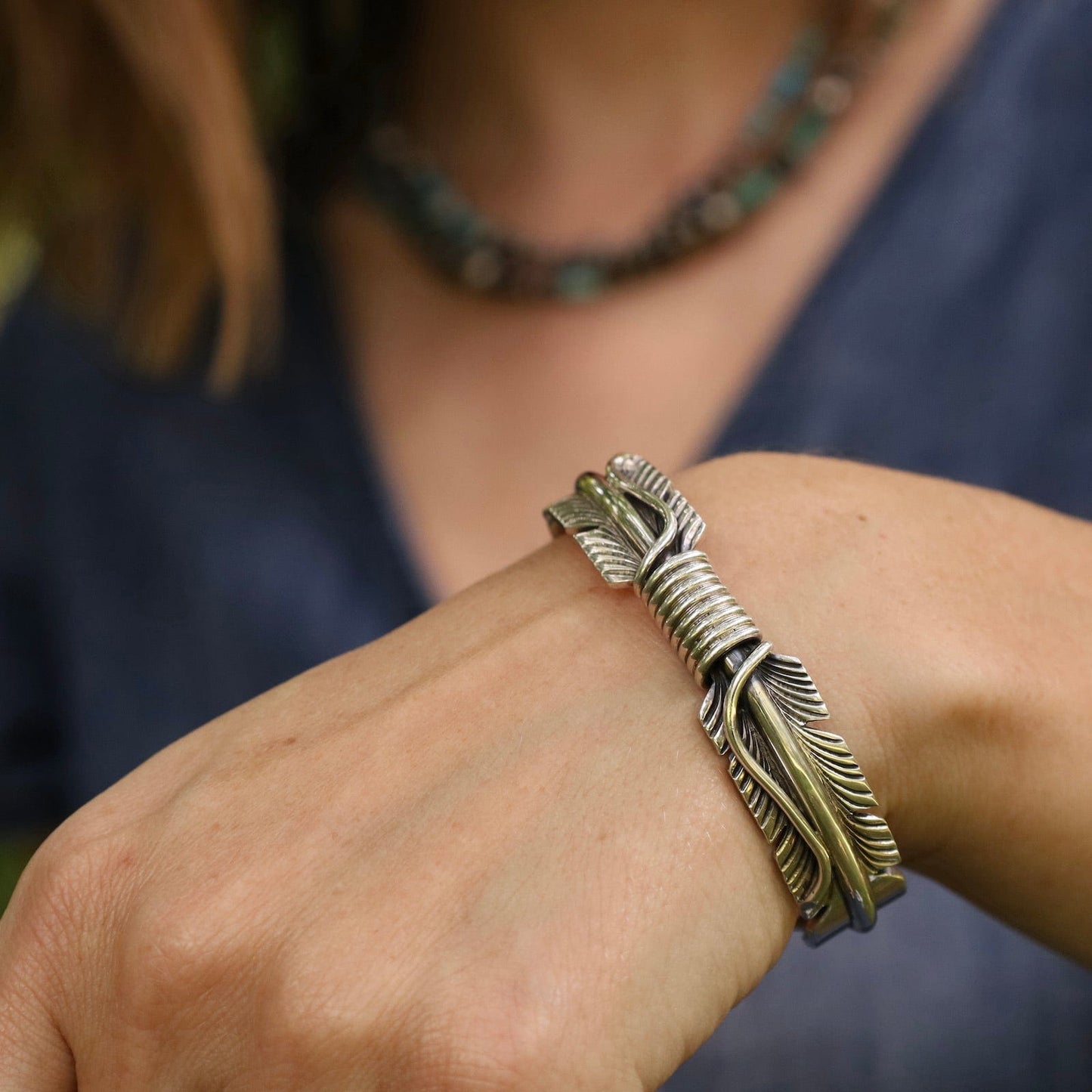 BRC Two Feather Center Twist Cuff