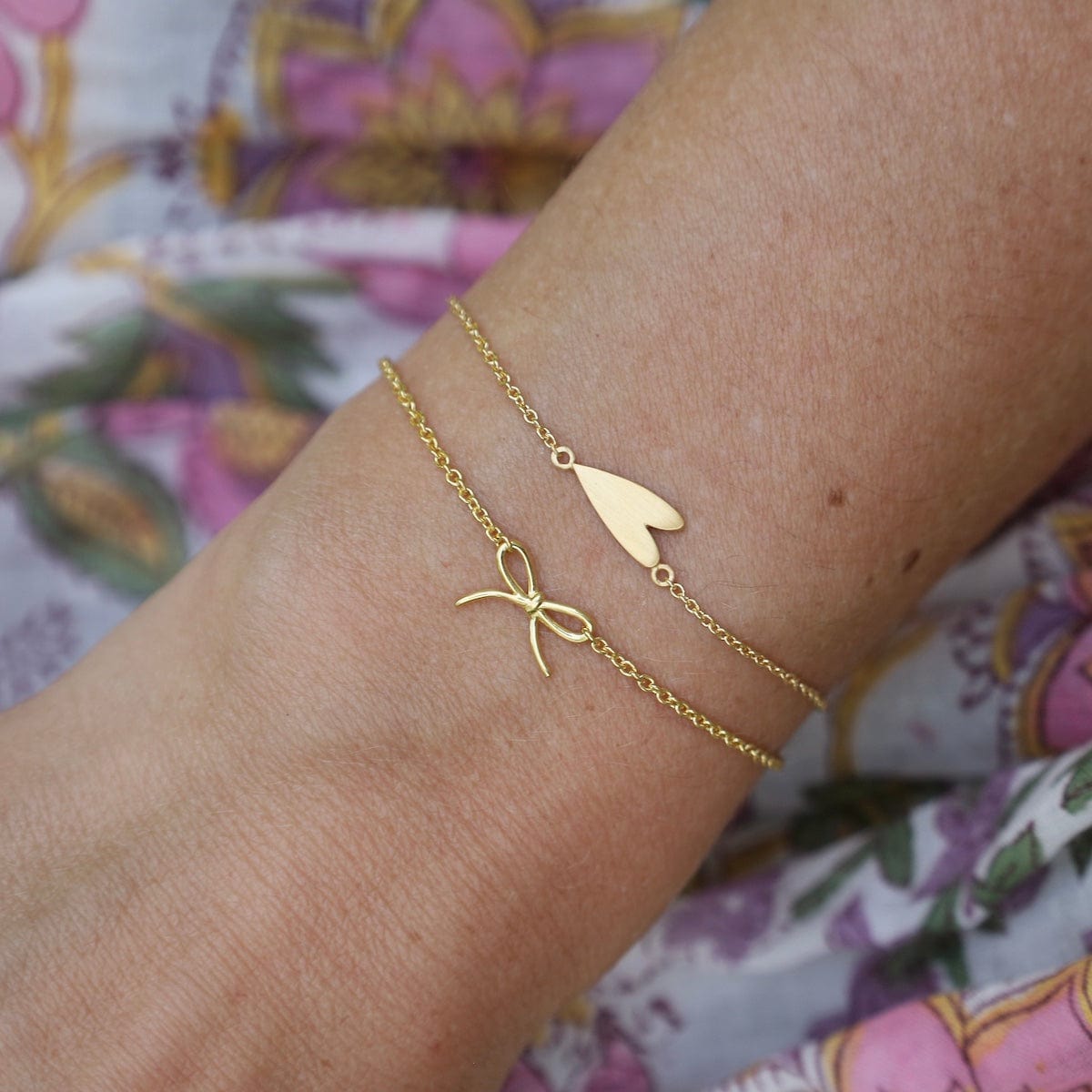 BRC-VRM 14K Gold Vermeil Small Sideways Heart Brcelet Brus