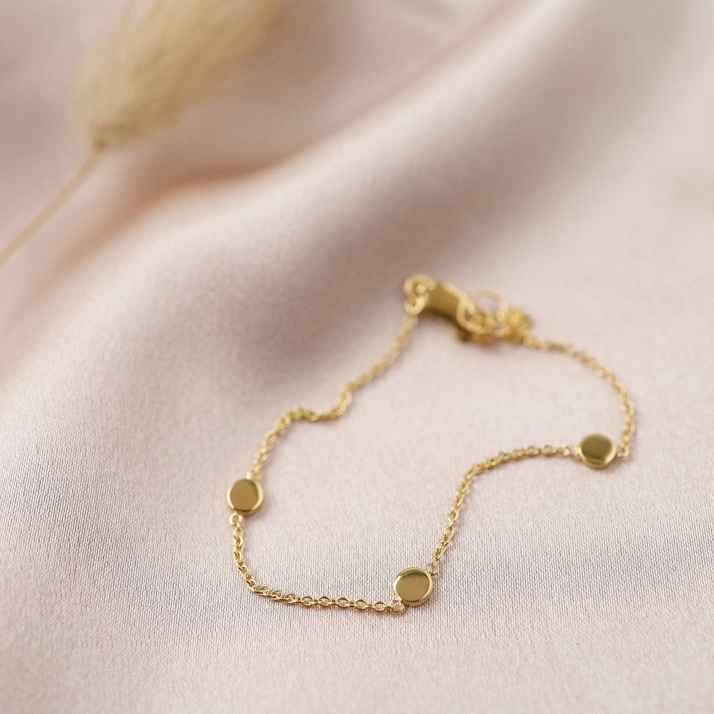 
                      
                        BRC-VRM Three Dots Bracelet in Gold Vermeil
                      
                    