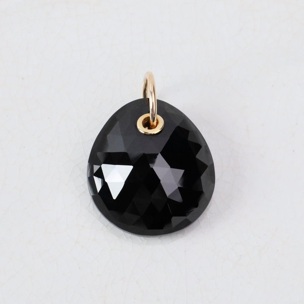 
                  
                    CHM-14K Large Black Spinel Maggie Stone
                  
                