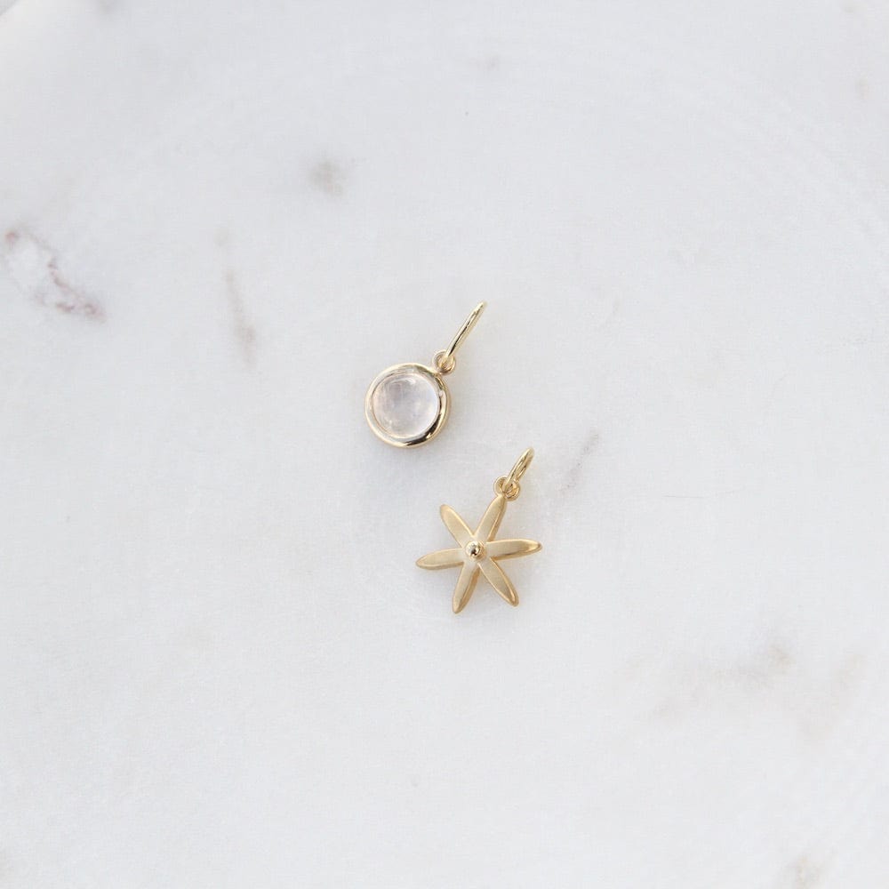 
                      
                        CHM-18K 18K 'Celestial' Star Charm
                      
                    