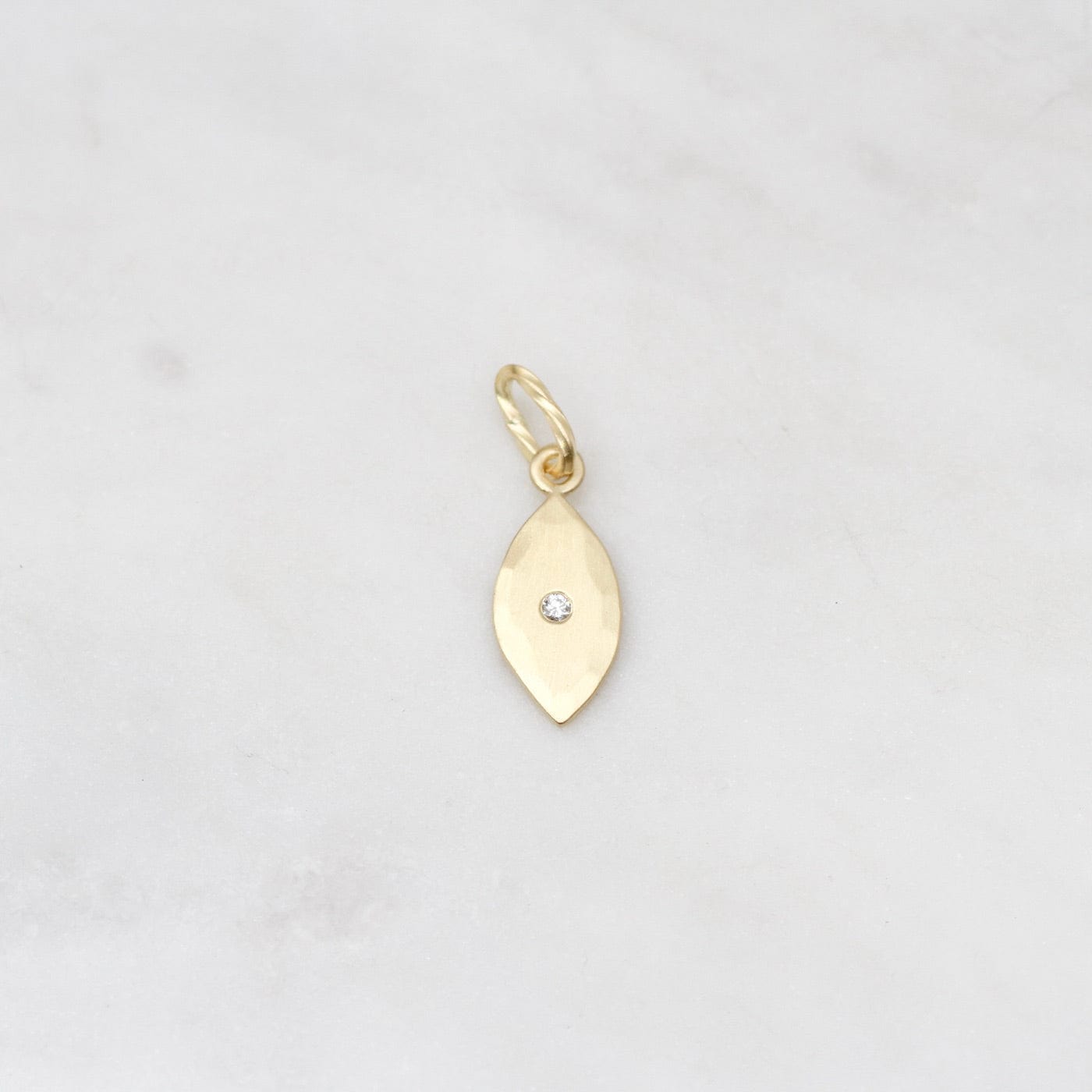 Load image into Gallery viewer, CHM-18K 18k Yellow Gold Marquise Pendant
