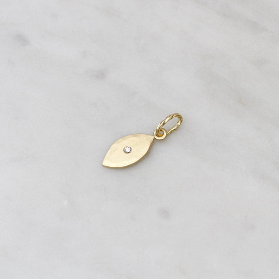 Load image into Gallery viewer, CHM-18K 18k Yellow Gold Marquise Pendant
