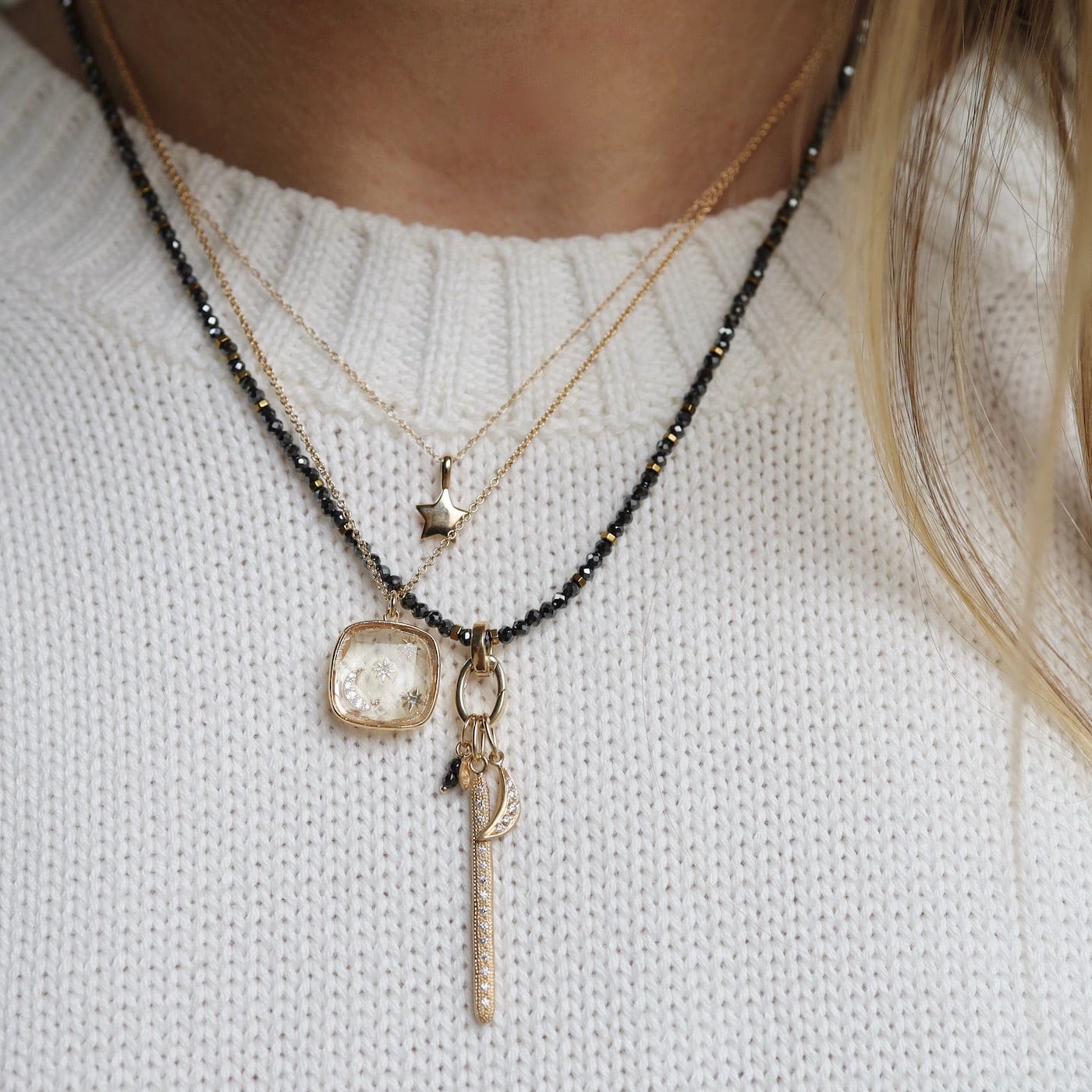 CHM-18K Tiny Crescent Moon Charm