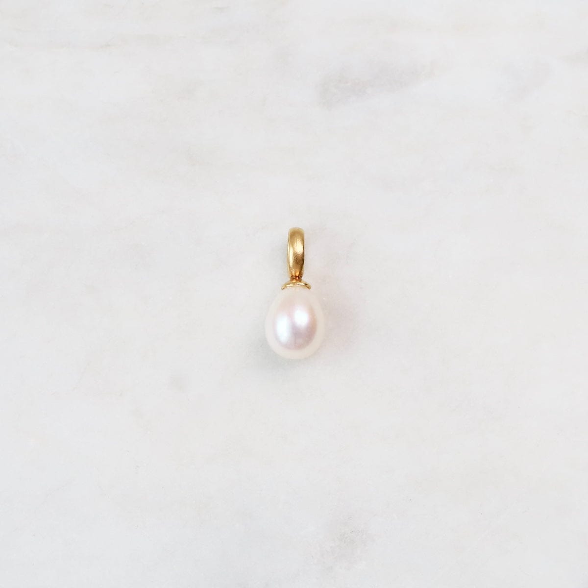 CHM-VRM White Pearl Pendant