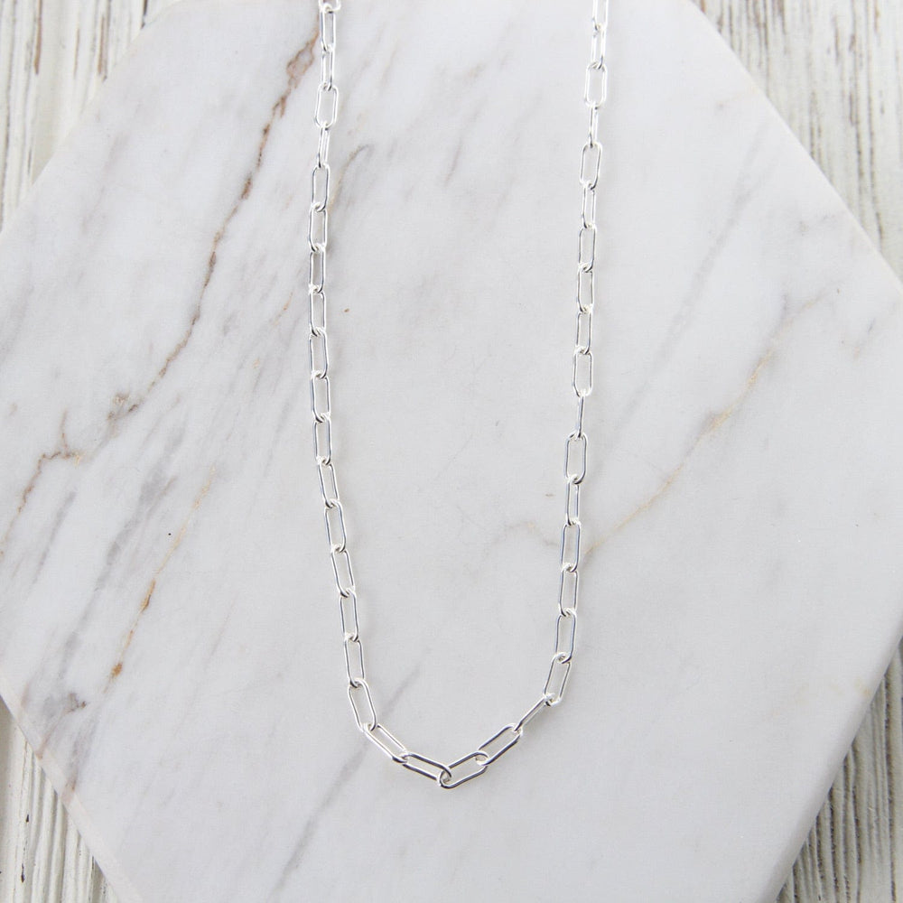 
                      
                        CHN 18" Sterling Silver Link Chain
                      
                    