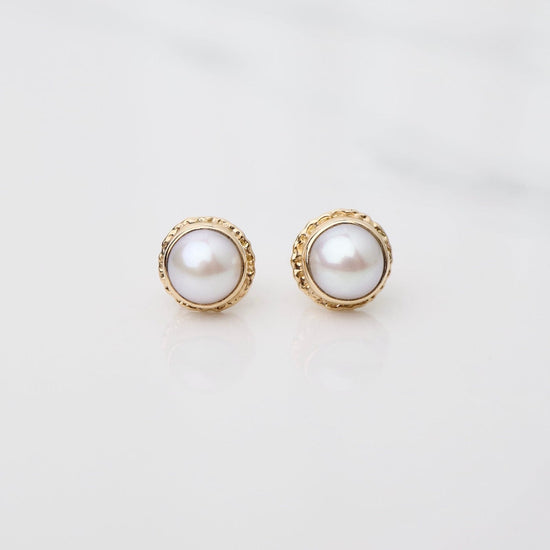 EAR-14K 114K Gold Post Earrings with 6mm Round Cultured Pe