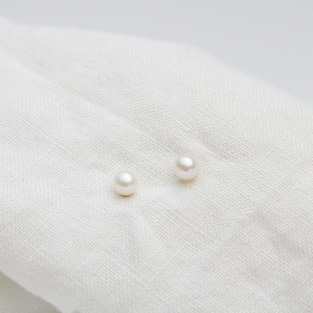 
                      
                        EAR-14K 14k Gold 4mm Pearl Post Earrings
                      
                    