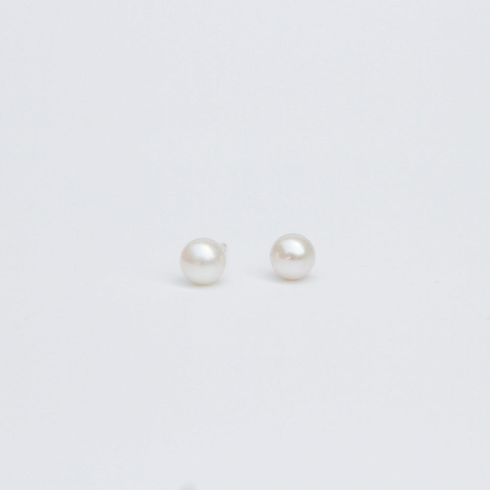 
                      
                        EAR-14K 14k Gold 4mm Pearl Post Earrings
                      
                    