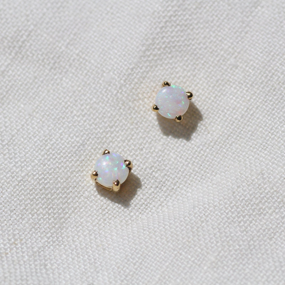 
                      
                        EAR-14K 14k Gold 4mm Prong Set Opal Stud
                      
                    