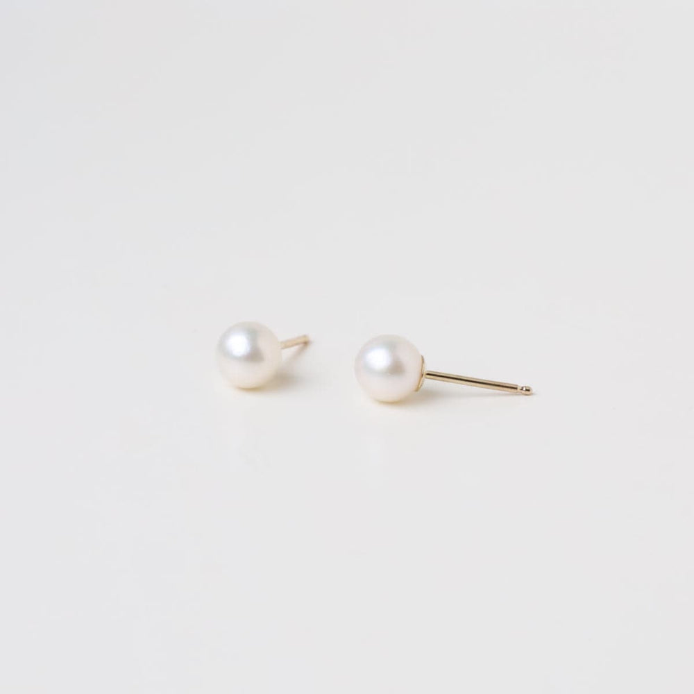 
                      
                        EAR-14K 14K Gold 6mm Pearl Stud
                      
                    