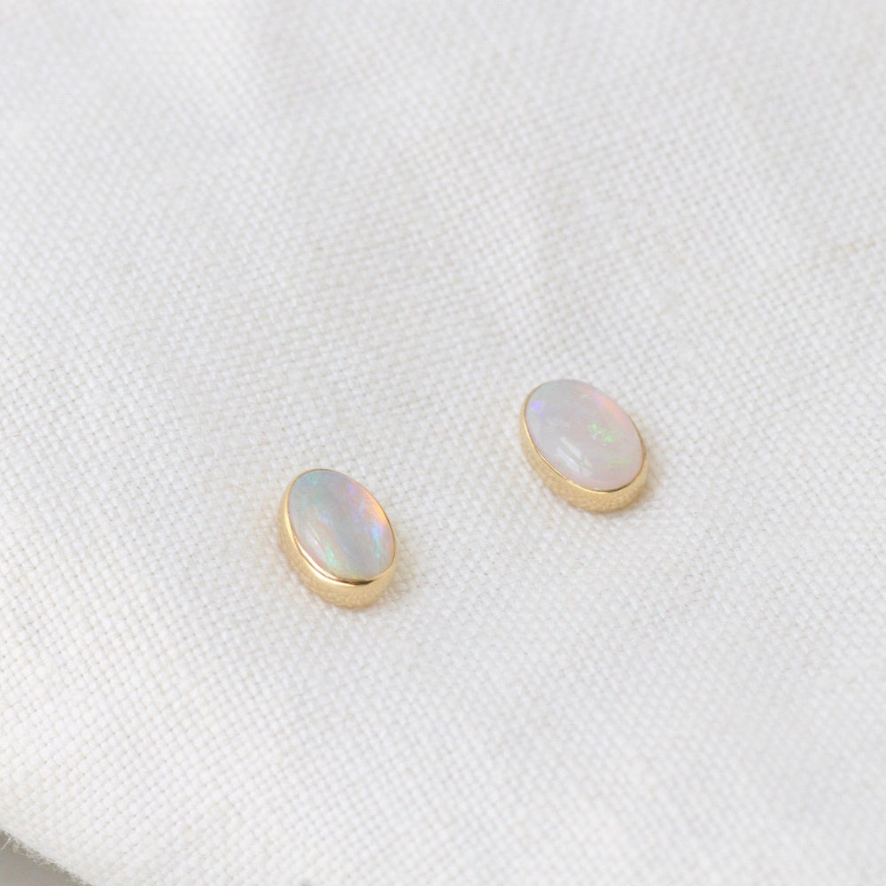 
                      
                        EAR-14K 14k Gold Bezel Set Opal Post Earring
                      
                    