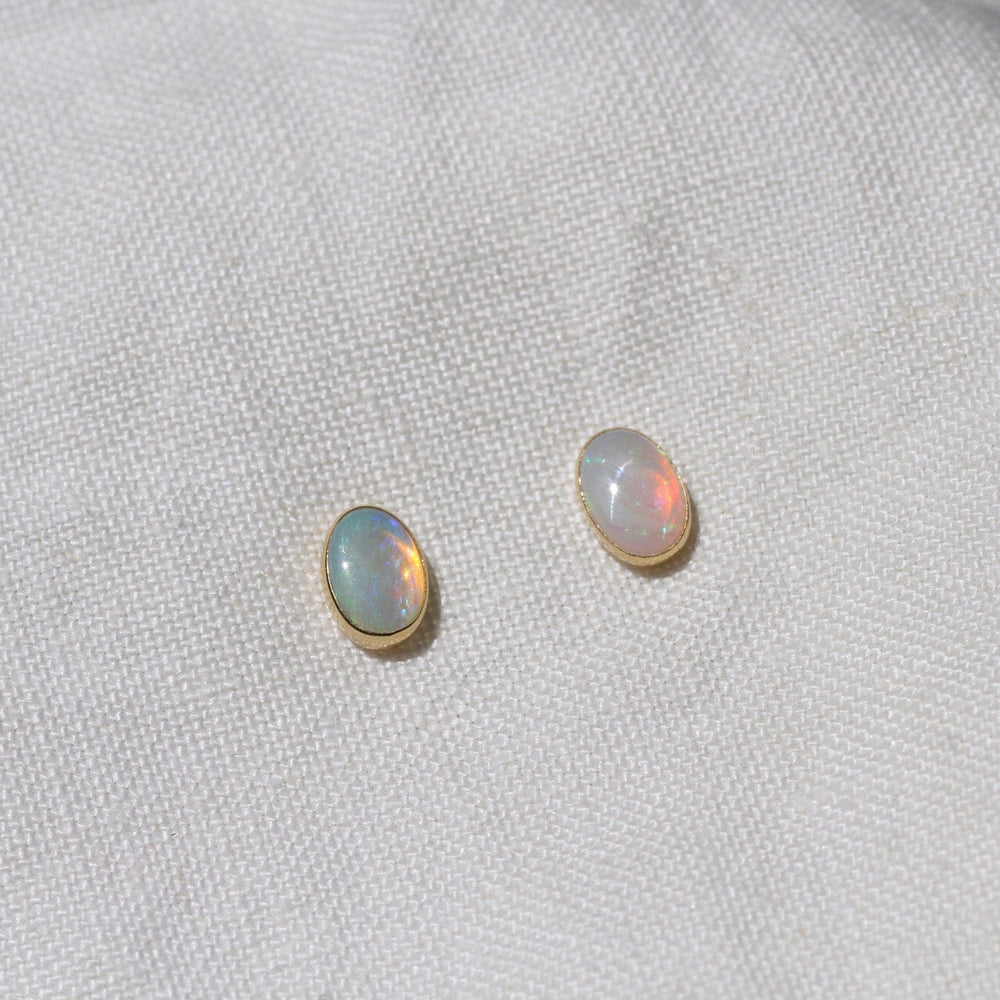 
                      
                        EAR-14K 14k Gold Bezel Set Opal Post Earring
                      
                    