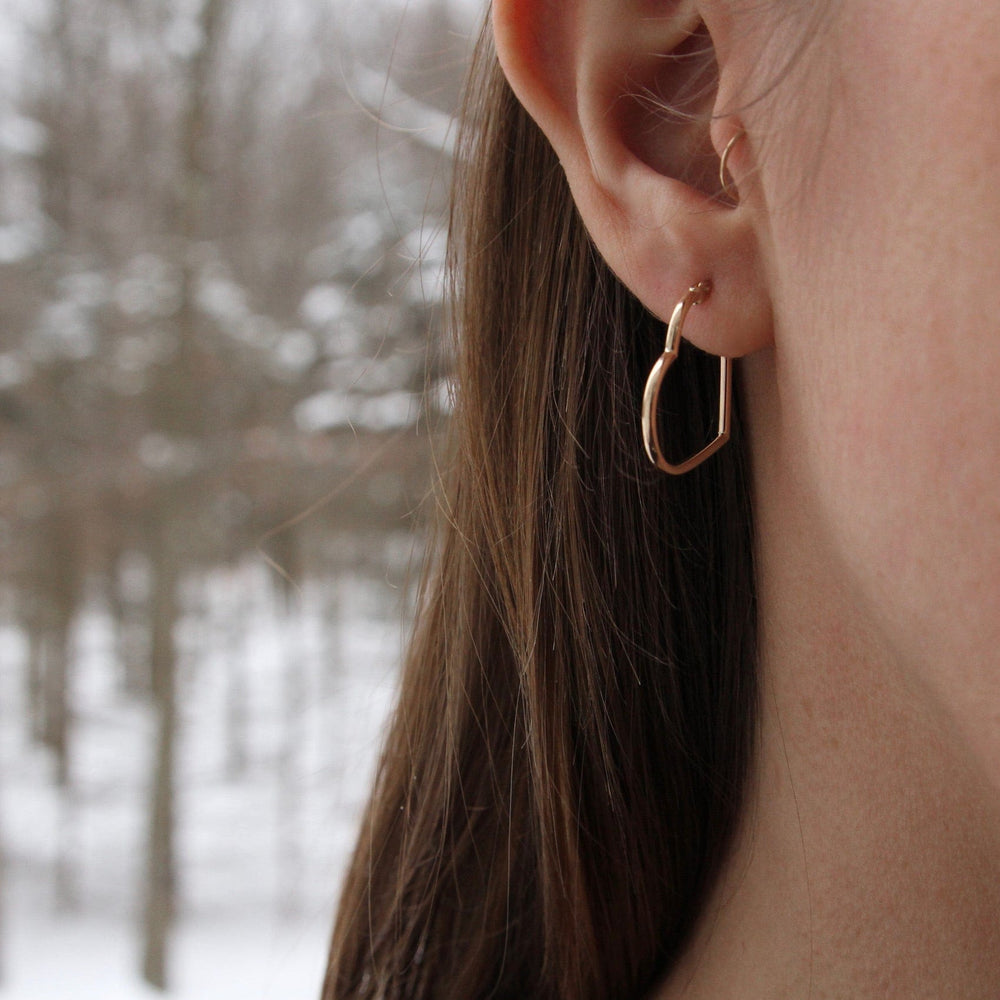 
                      
                        EAR-14K 14k Gold Heart Hoops
                      
                    