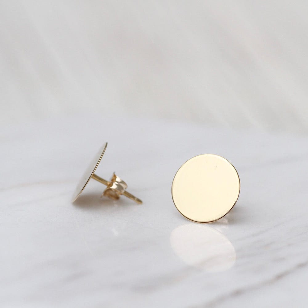 Plain gold-plated round stud earrings | Laval Europe