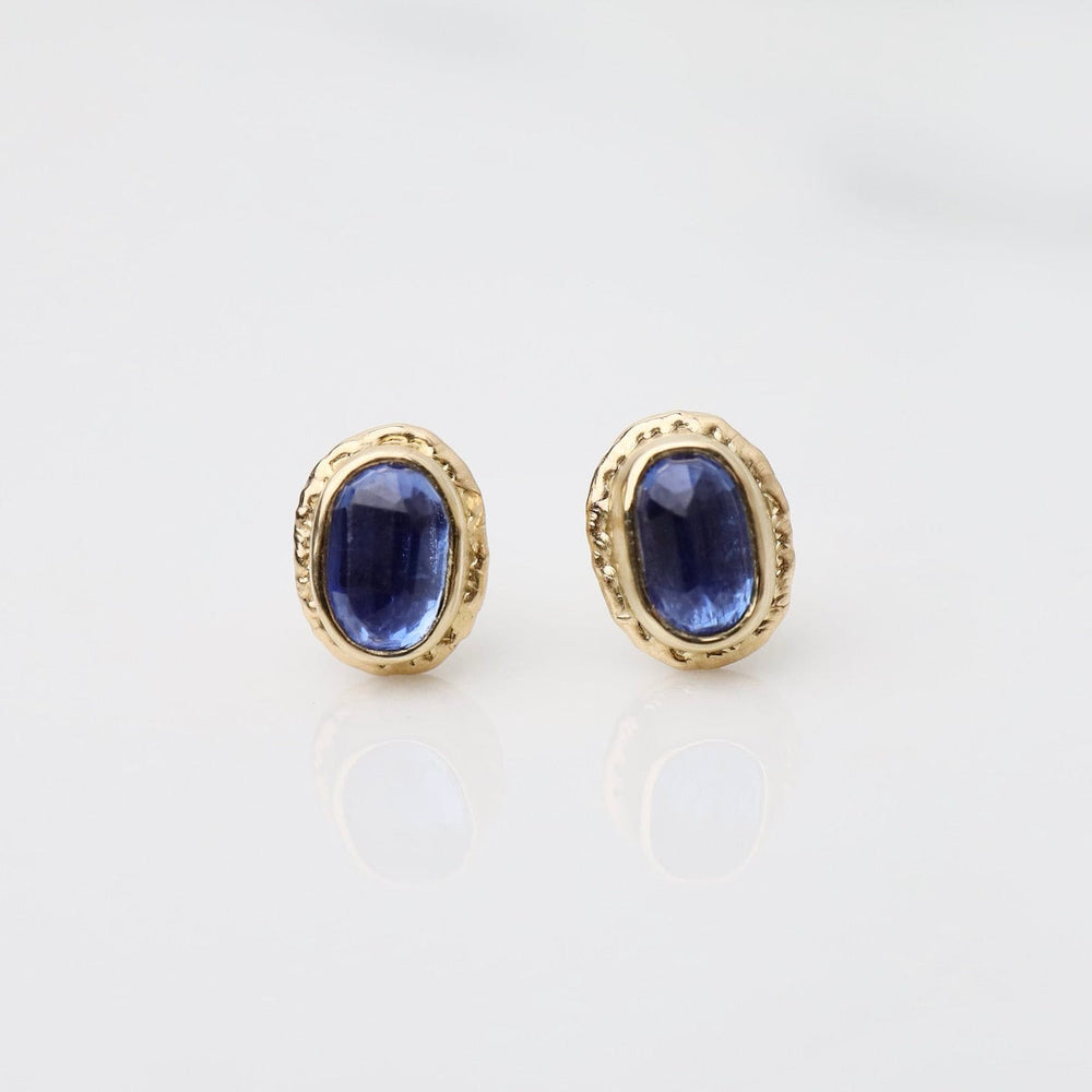 
                      
                        EAR-14K 14K Gold Post Earrings with 6 X 4mm Oval Inverted
                      
                    