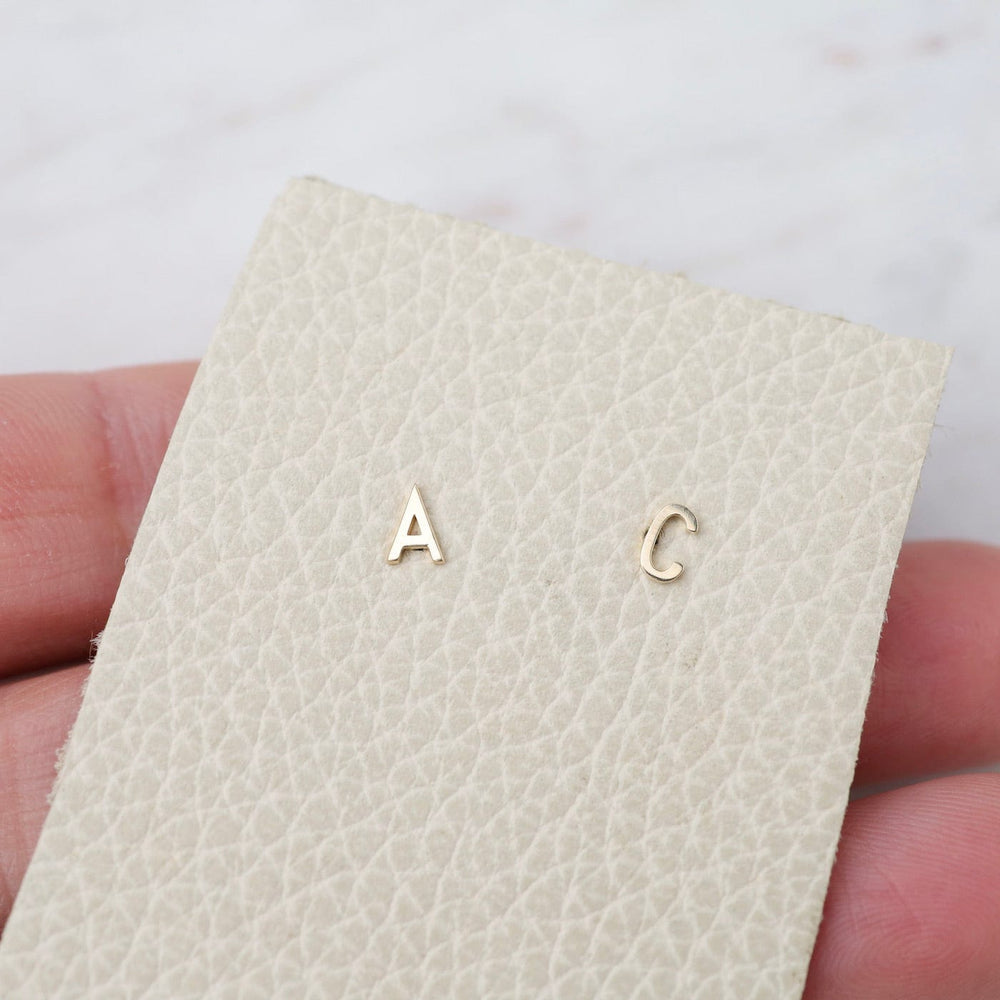 
                      
                        EAR-14K 14k Gold Single Initial - Single Earring
                      
                    