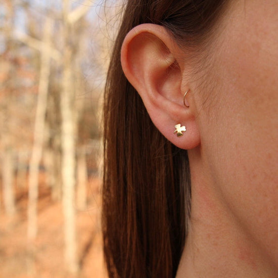 EAR-14K 14k Gold Small Clover Post Earrings