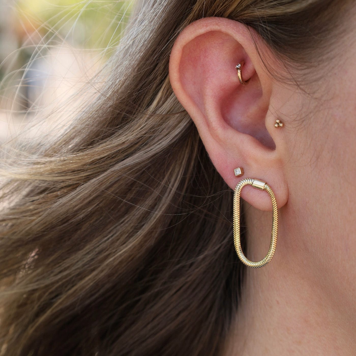 EAR-14K 14K Gold Small Oval Snake Chain Loop Earrings