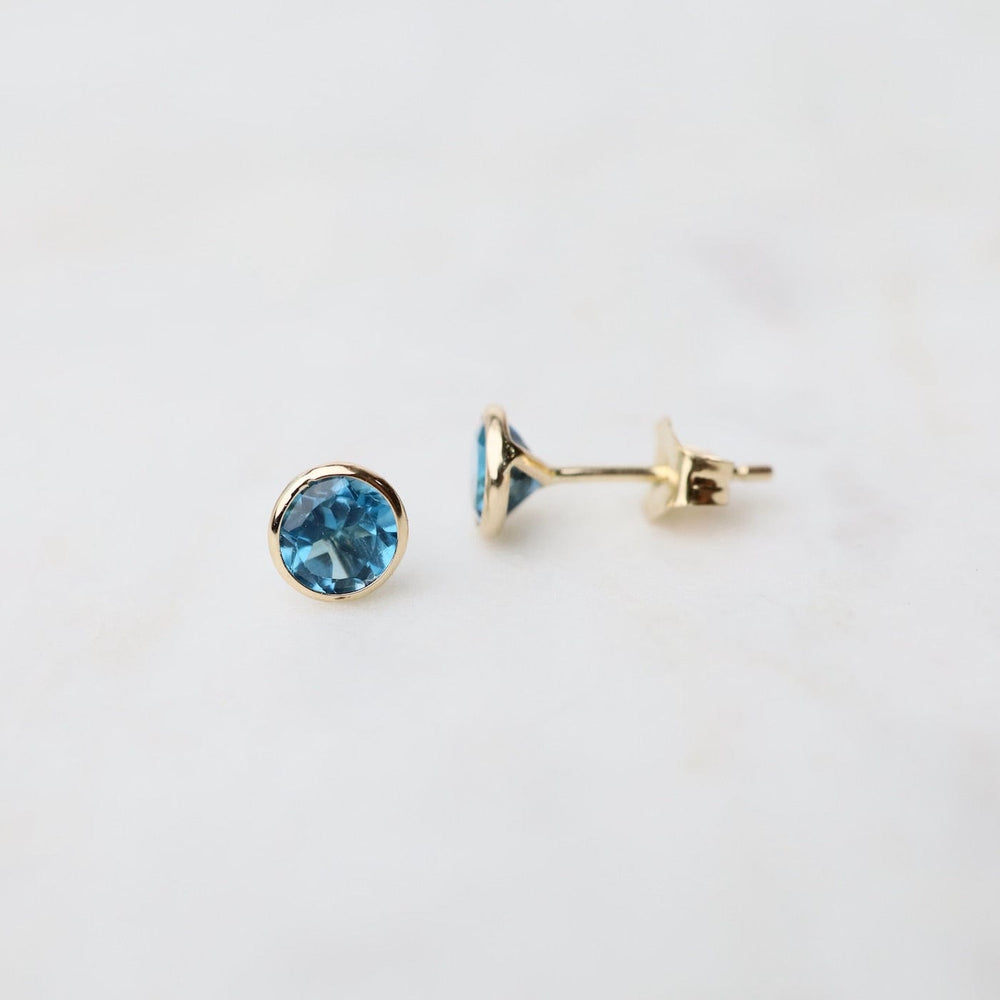 
                      
                        EAR-14K 14k London Blue Topaz Bezel Studs
                      
                    