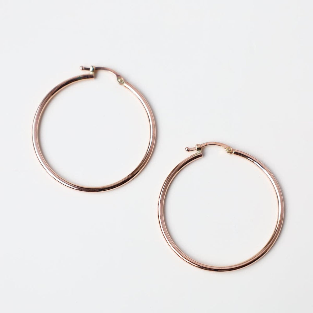 
                      
                        EAR-14K 14K  Rose Gold 1.5x30mm Tube Hoop
                      
                    