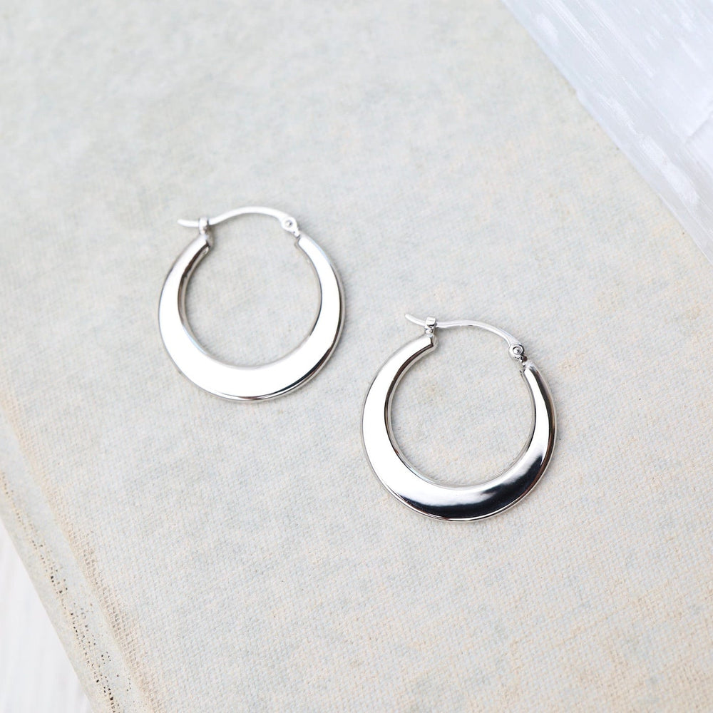 
                      
                        EAR-14K 14k White Gold Small Flat Crescent Hoops
                      
                    