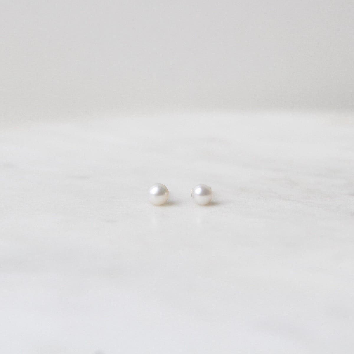 EAR-14K 14k Yellow Gold 3mm Pearl Post Earring