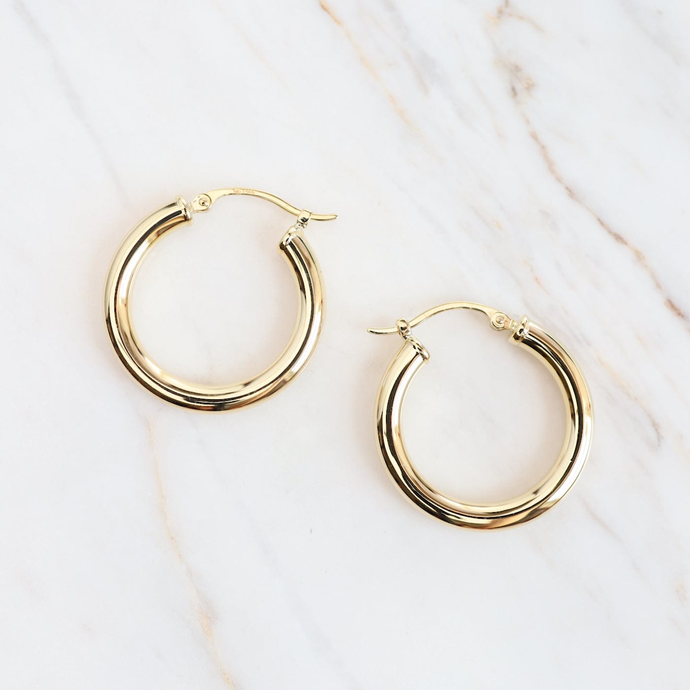 EAR-14K 14K Yellow Gold 3x20mm Hoop