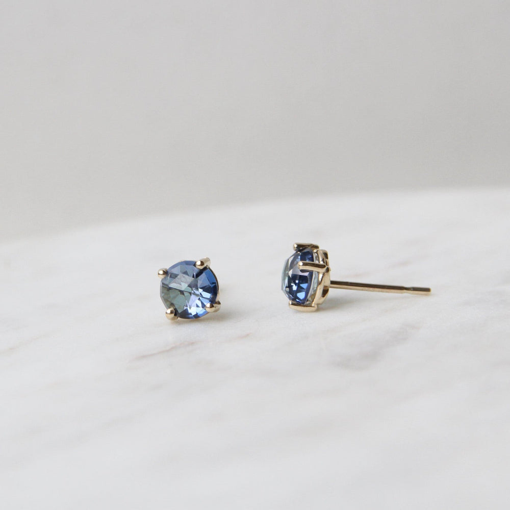 
                  
                    EAR-14K 14k Yellow Gold 6mm Round English Blue Topaz Post
                  
                