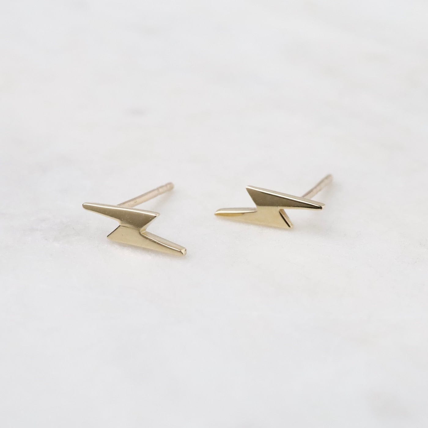 Load image into Gallery viewer, EAR-14K 14k Yellow Gold Lighting Bolt Stud
