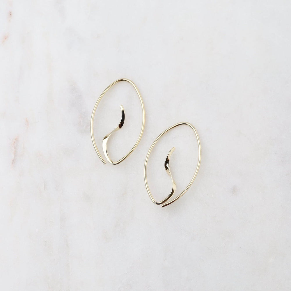 
                      
                        EAR-14K 14k Yellow Gold Ribbon Oval Hoop
                      
                    