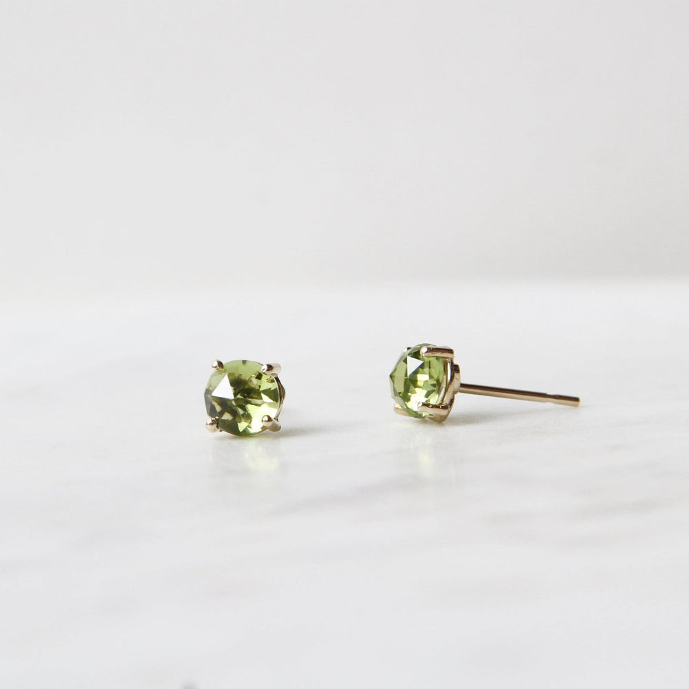 
                  
                    EAR-14K 14k Yellow Gold Round Peridot Post Earrings
                  
                