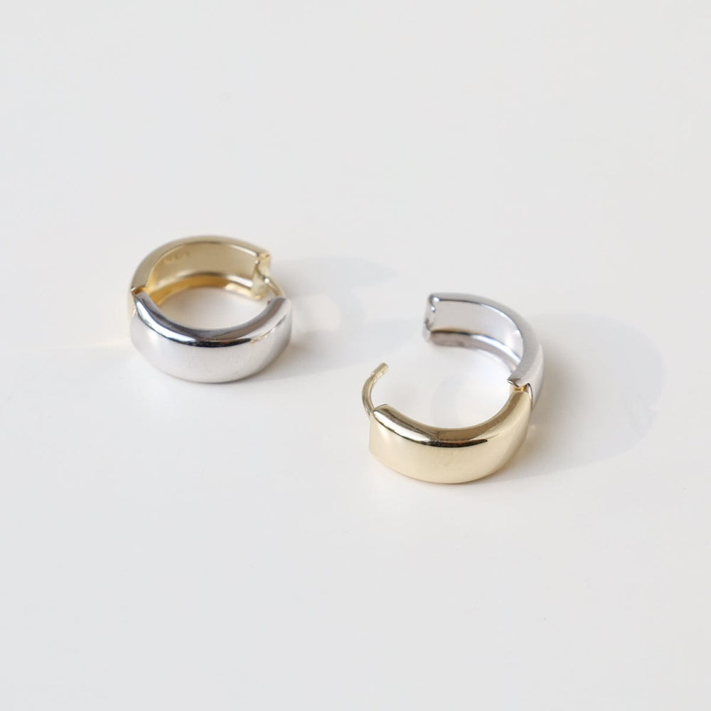 
                      
                        EAR-14K 14k Yellow & White Gold Huggies - 15mm
                      
                    