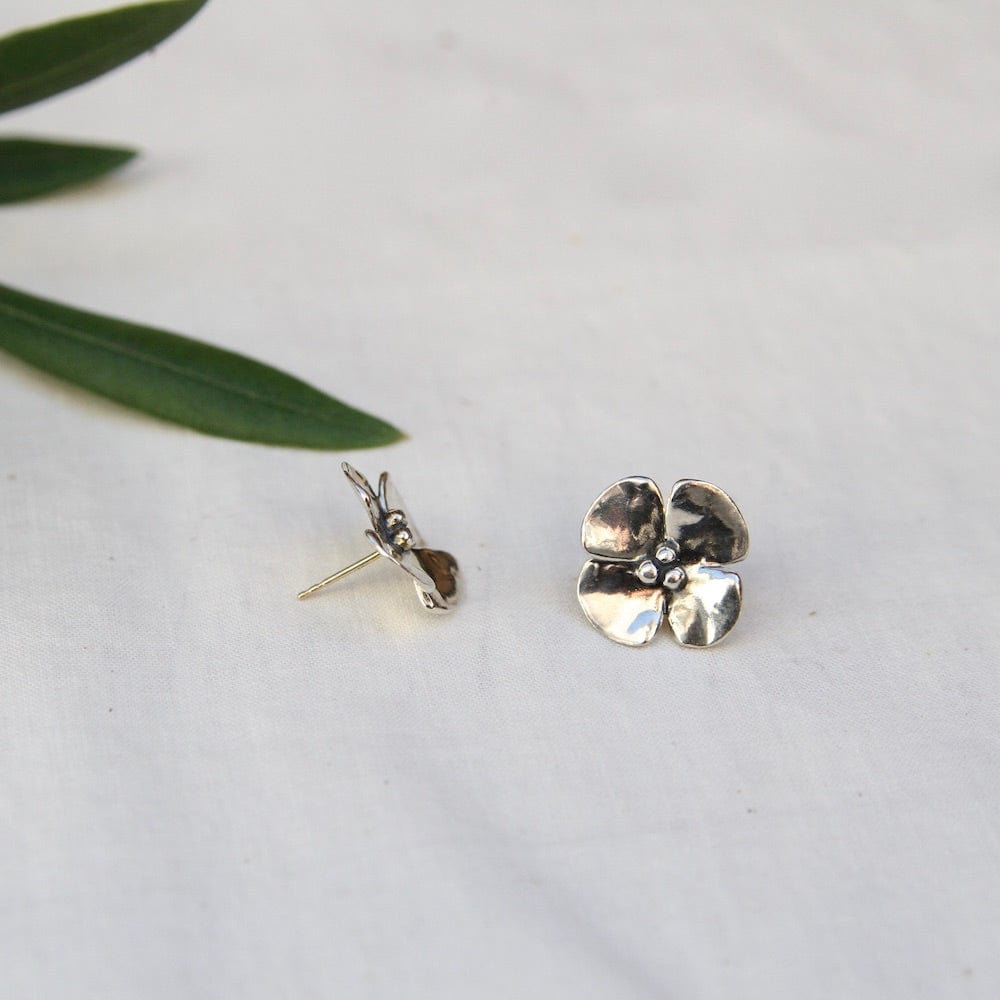 
                      
                        EAR-14K Dogwood Post Earring
                      
                    