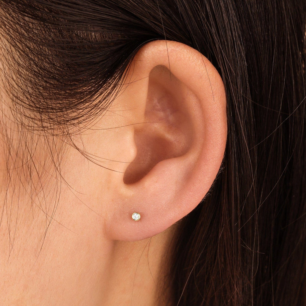 EAR-14K GERI  Bezel Diamond Studs