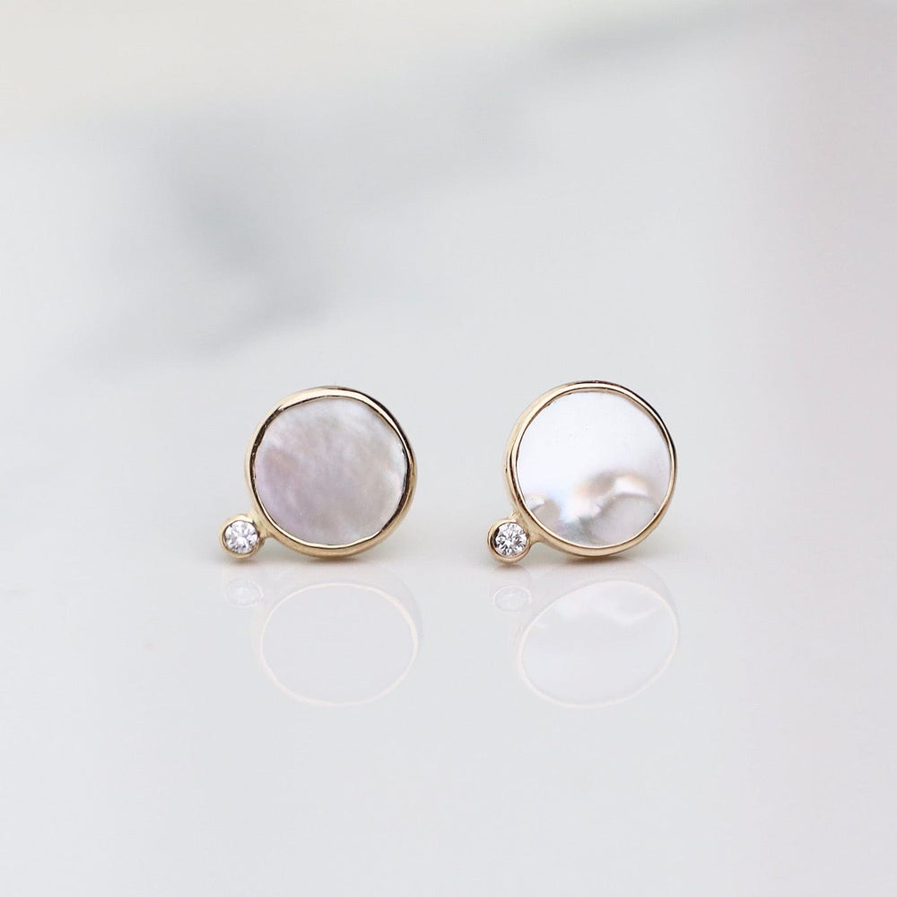 
                      
                        EAR-14K Medallion Earrings - Mother of Pearl & White Diamond
                      
                    