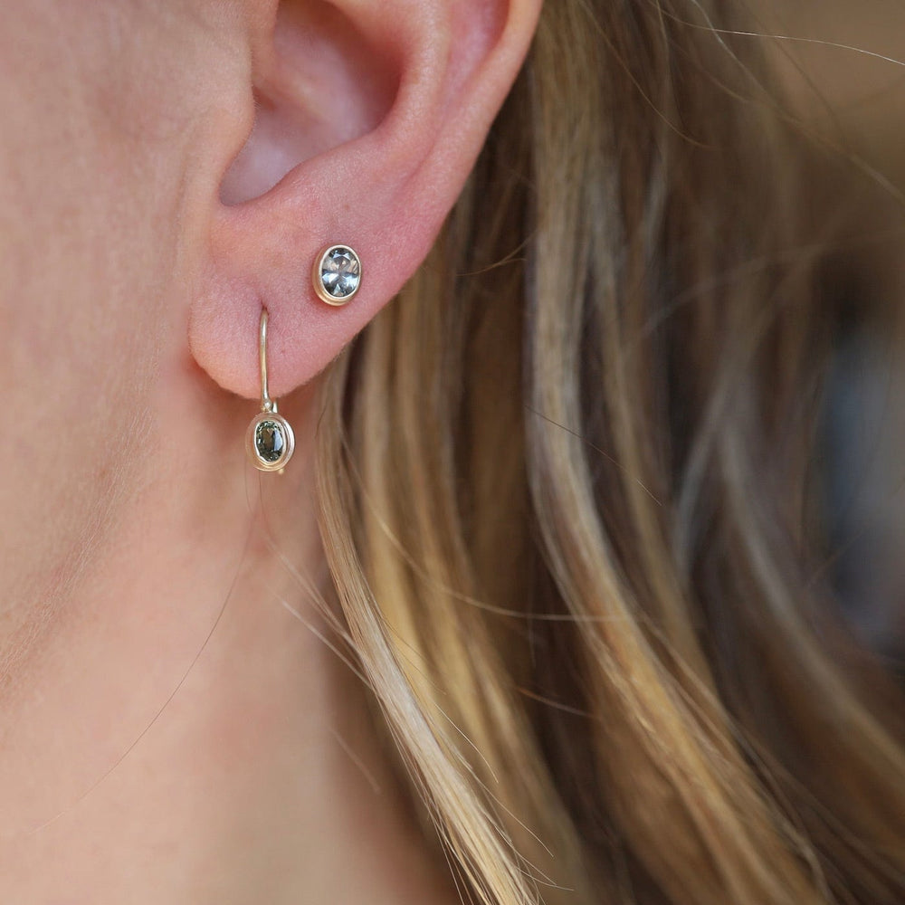 
                      
                        EAR-14K Oval Spinel Studs
                      
                    