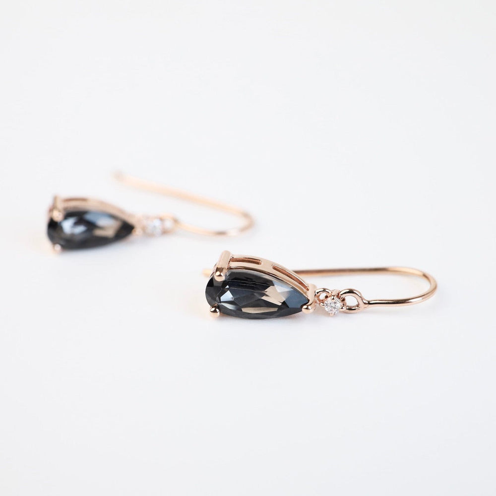 
                  
                    EAR-14K Rose Gold Pear Shaped Black Knight Quartz Drop Earring
                  
                