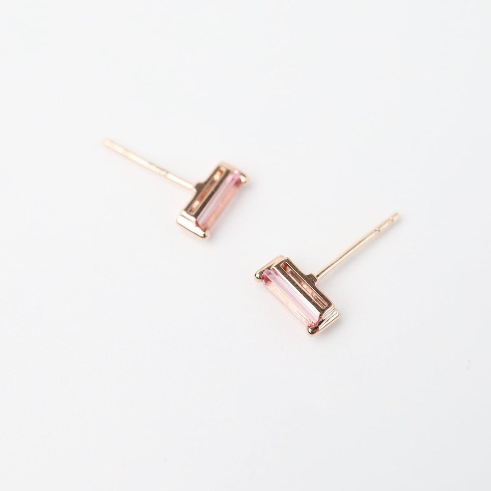 
                  
                    EAR-14K Rose Gold Salmon Topaz Baguette Earring
                  
                