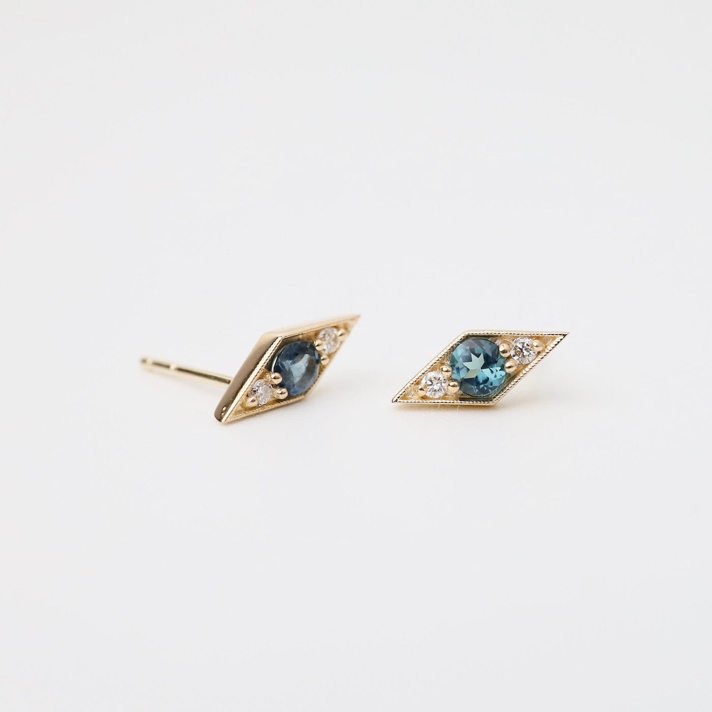 EAR-14K White Diamond Blue Tourmaline Shillay Studs