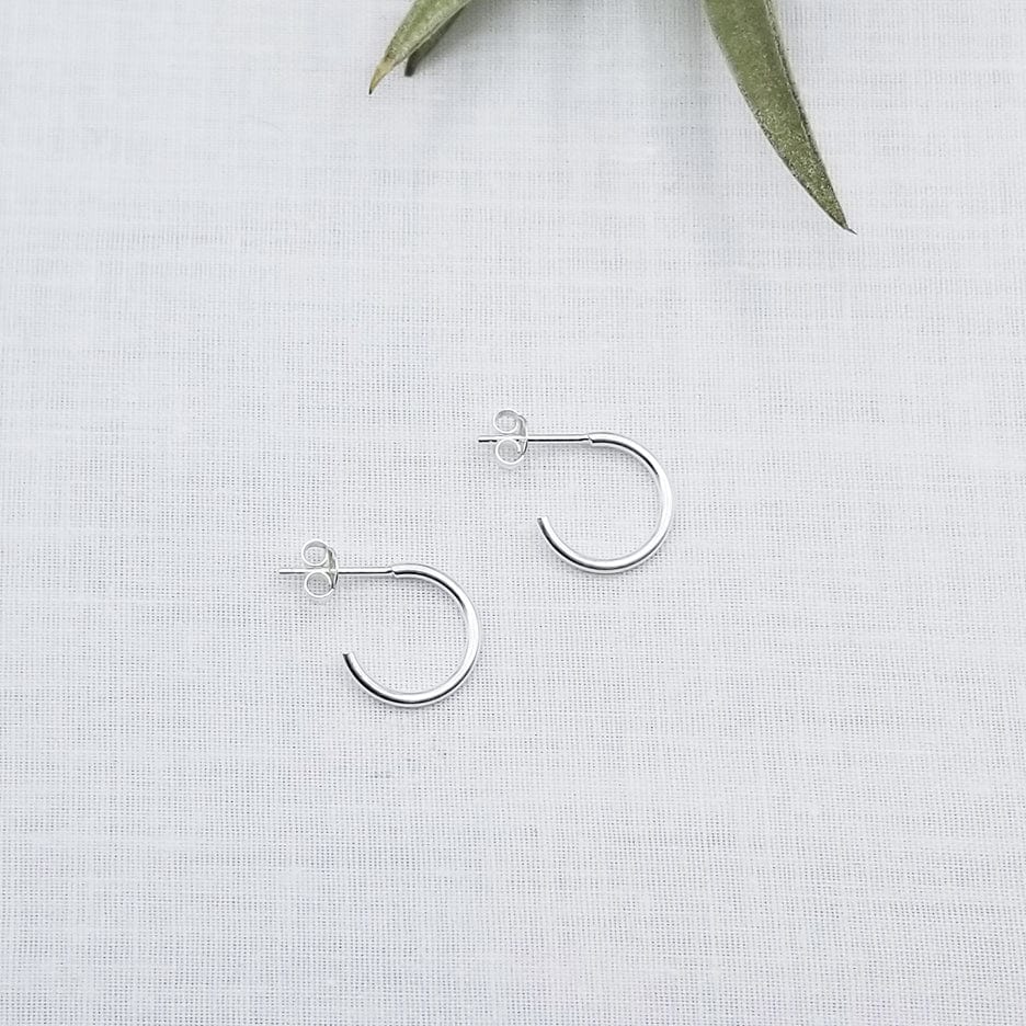 EAR 14mm STERLING SILVER HOOP